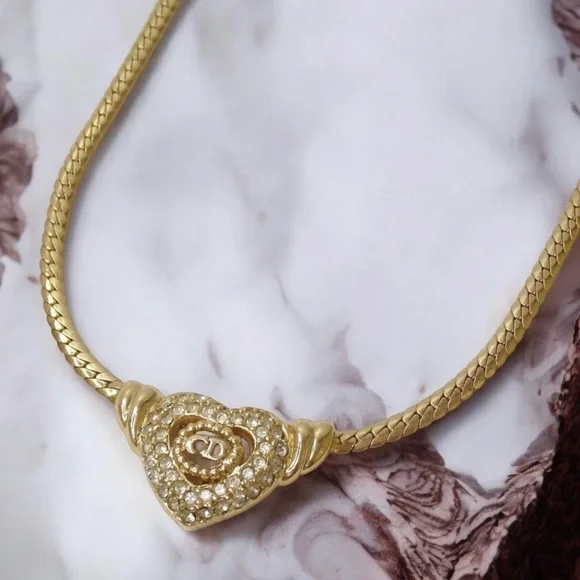 DIOR Heart CD Logo Necklace 🤩✨